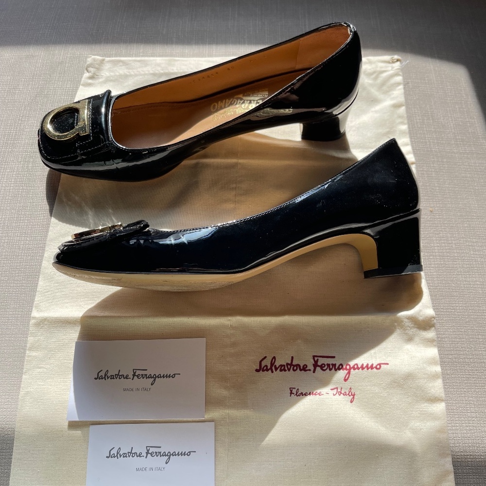 Salvatore Ferragamo Patent Leather Heels Sz 8 1/2